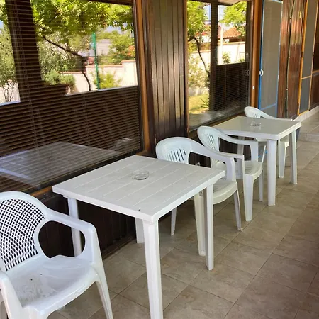Holiday home дървени къщички - лион *